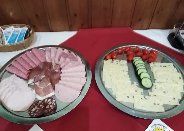 Thuringer Hof Konukevi